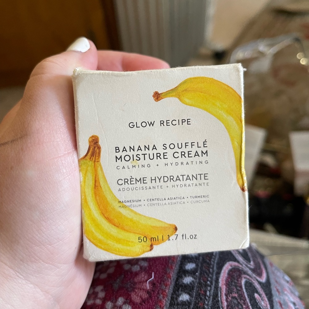 Banana soufflé moisturizer cream